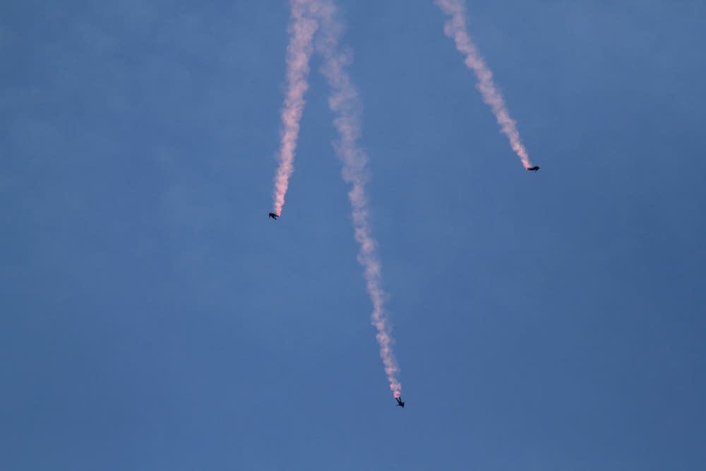 Skydive formation