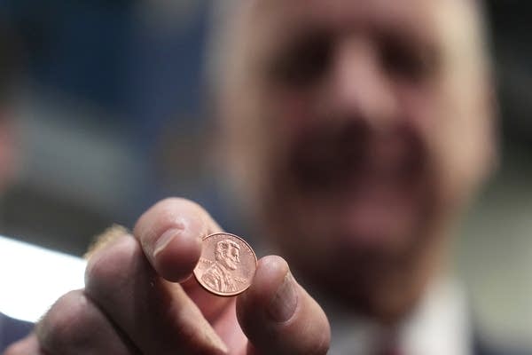 U.S. Mint in Philadelphia presses final pennies as the 1-cent coin gets canceled