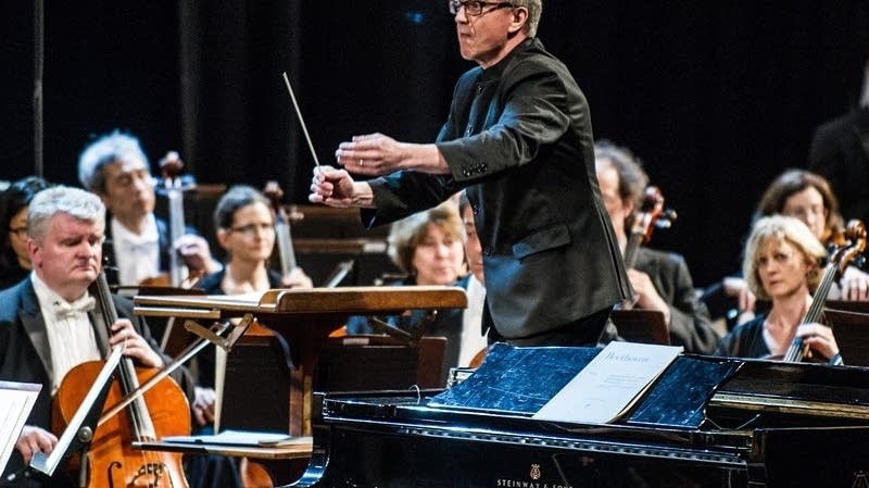 Vikings Halftime Offers MN Orchestra Its Largest Live Audience MPR News