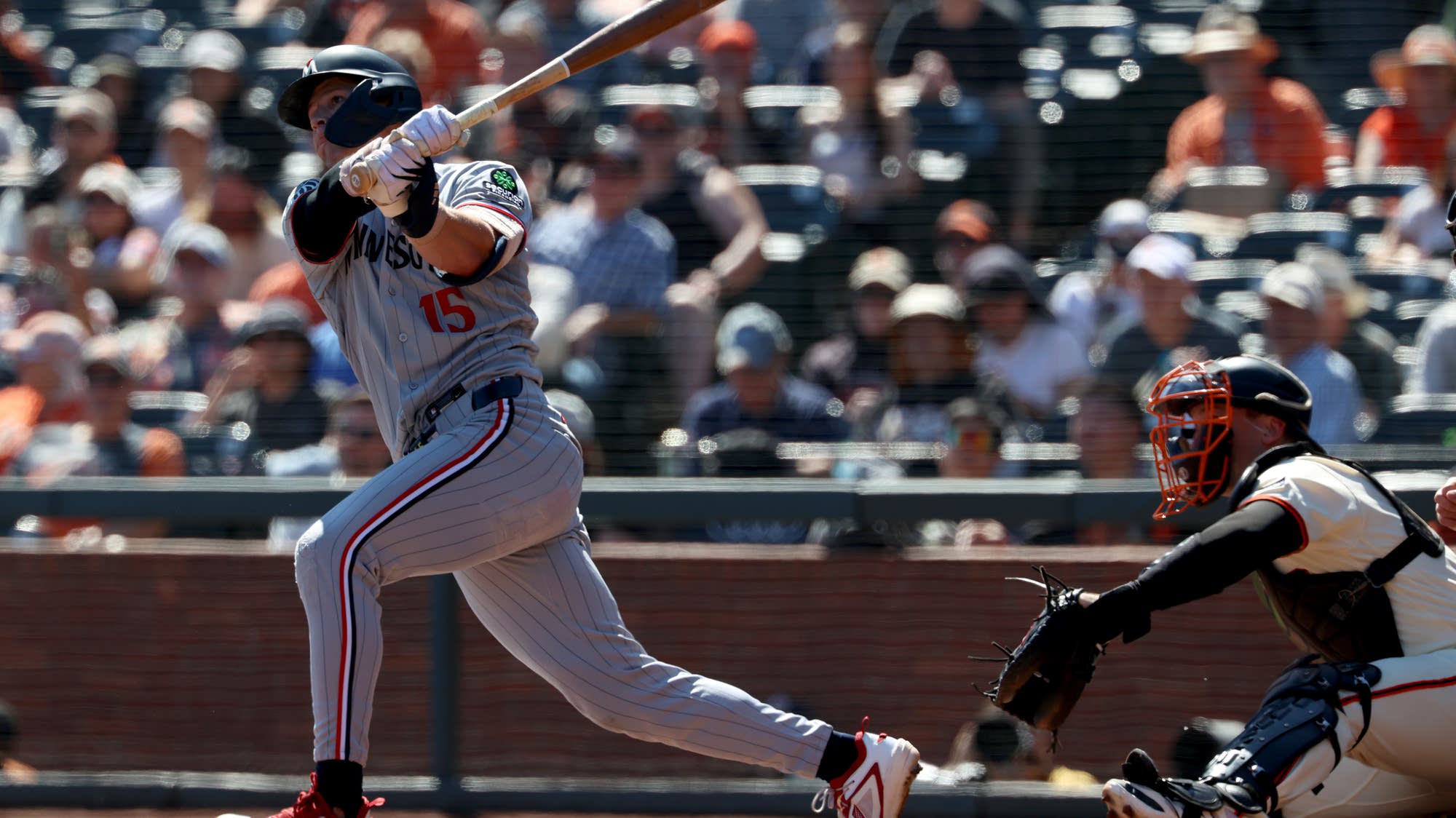 Walker Jenkins' pinch-hit RBI single in the 7th keys Twins' 4-2 victory over Giants