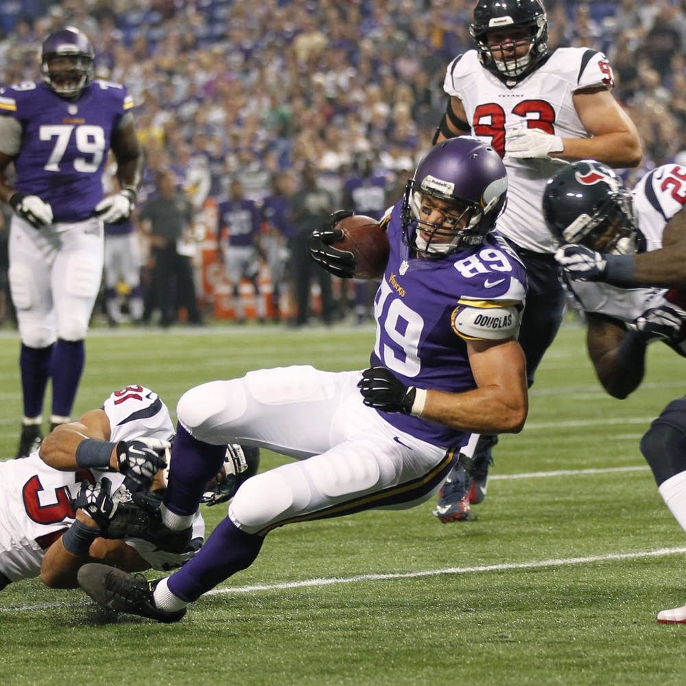 Texans beat Vikings in preseason match | MPR News, image size:1000x1000