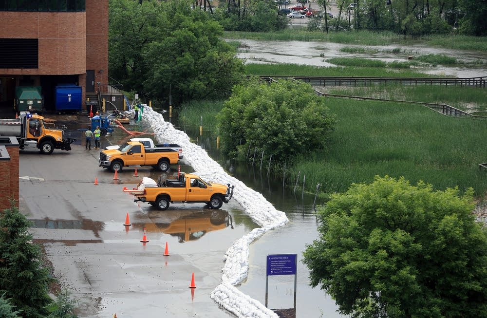 Sandbag dike at Methodist Hospital.