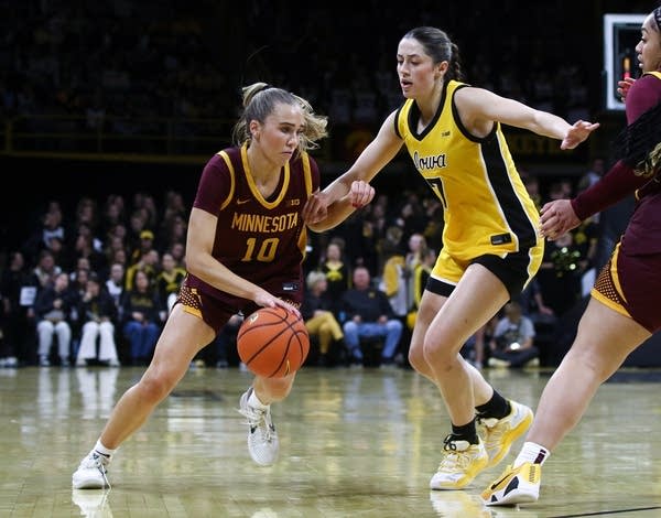 Gopher women's basketball looks strong heading into tournament season