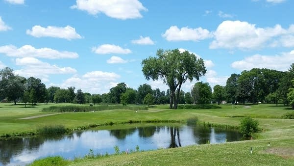 Breezy and warmer Monday; thunderstorms return Monday evening