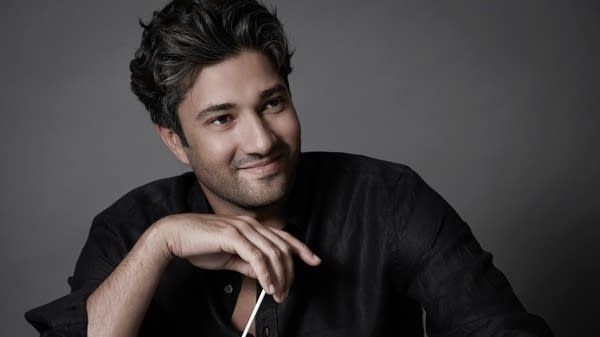 David Afkham returns to Orchestra Hall