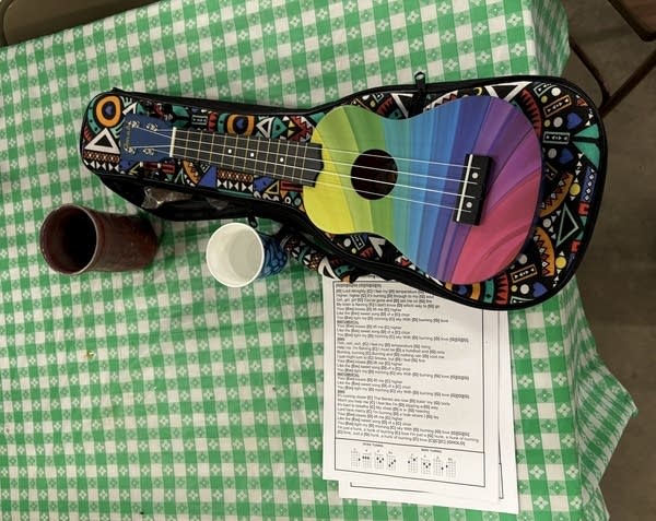 thug ukulele carnival 
