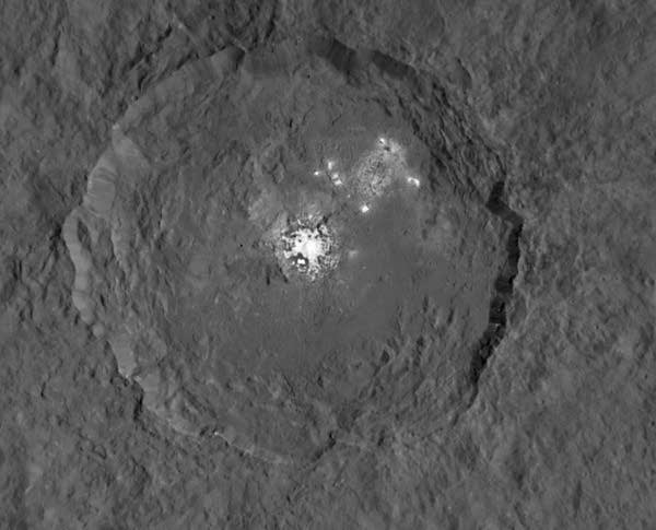 Bright spots on dwarf planet Ceres 'gleam with mystery,' NASA says