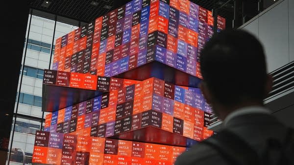 Stocks rise on heels of U.S.-China trade deal