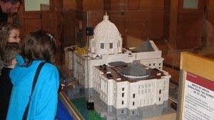 Lego State Capitol Returns