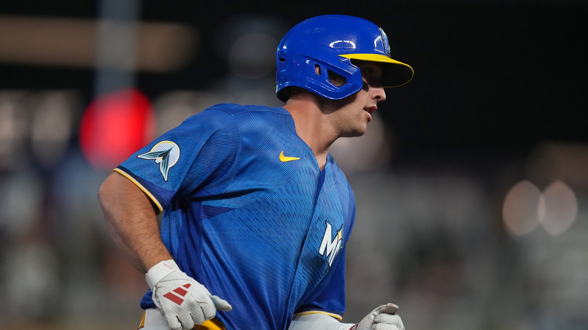 Brooks Lee homers, Twins score four runs in the sixth in 5-3 win over Royals