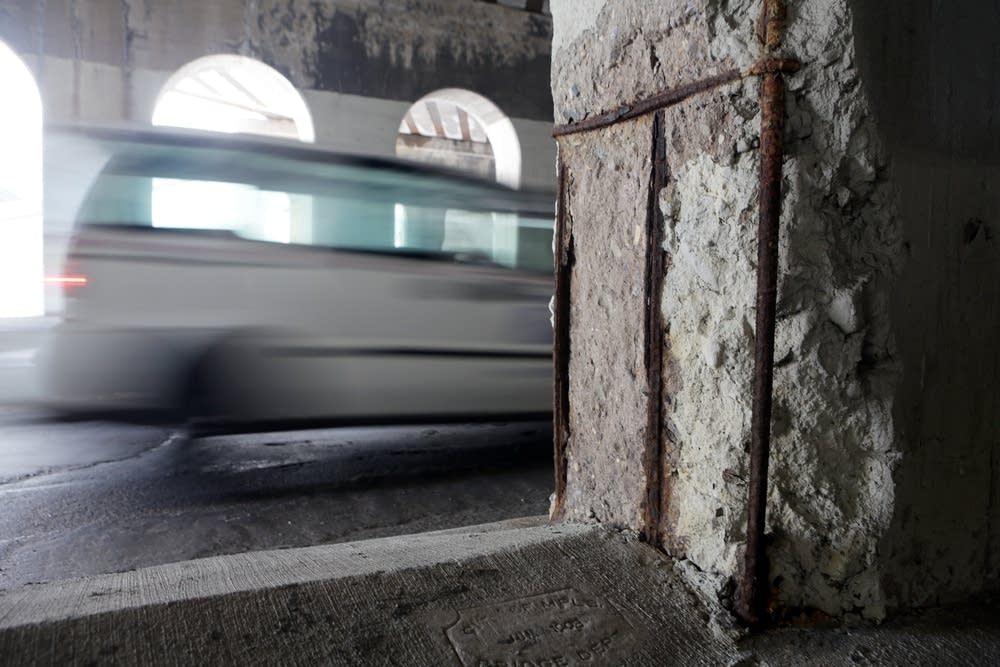 Crumbling concrete