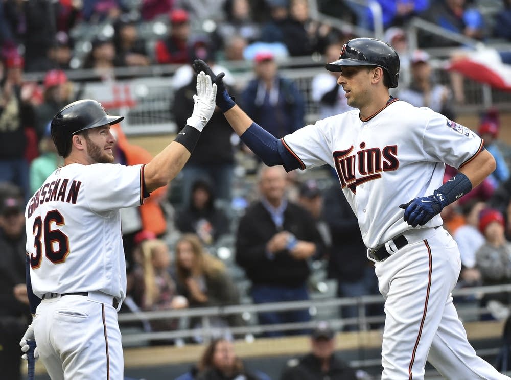 Twins baseball broadcasts returning to WCCO radio | MPR News