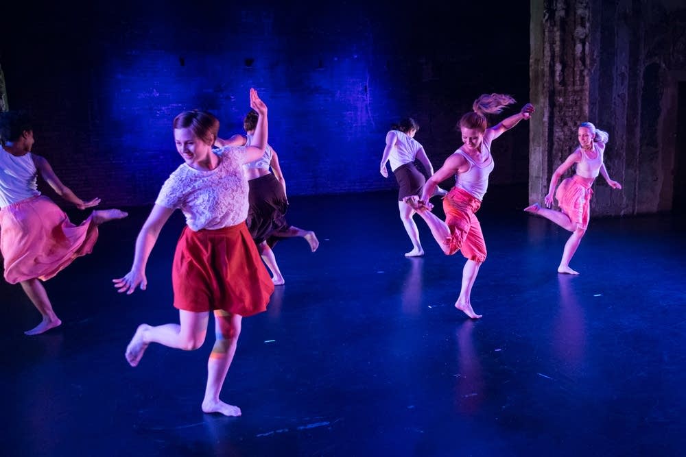 AMERICAN VERNACULAR DANCE EXAMPLES visual data 6