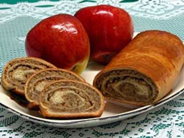 Walnut-filled potica