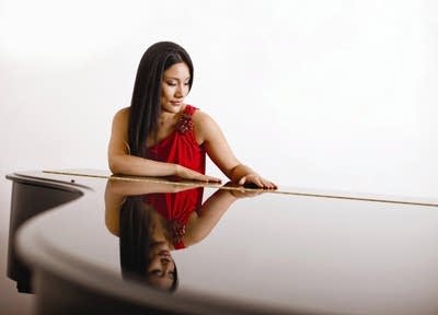 Pianist Xiayin Wang