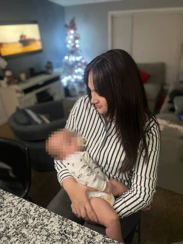 ea6f8a-20250807-maldonado-ice02-600 Minnesota's mother was detained by the ice despite the judge’s order