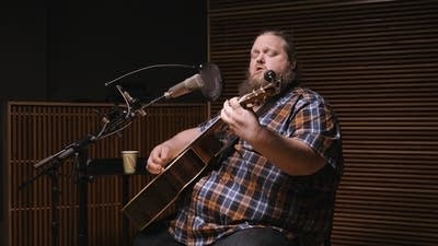 Matt Andersen performs at Radio Heartland