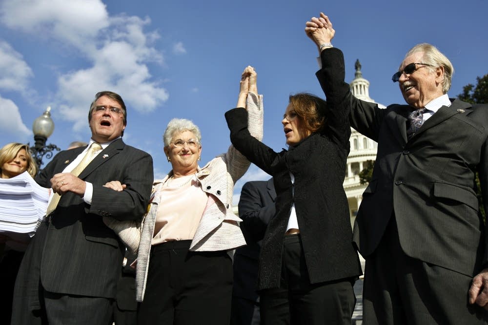 John Culbert, Virginia Fox, Michele Bachmann, Rosc