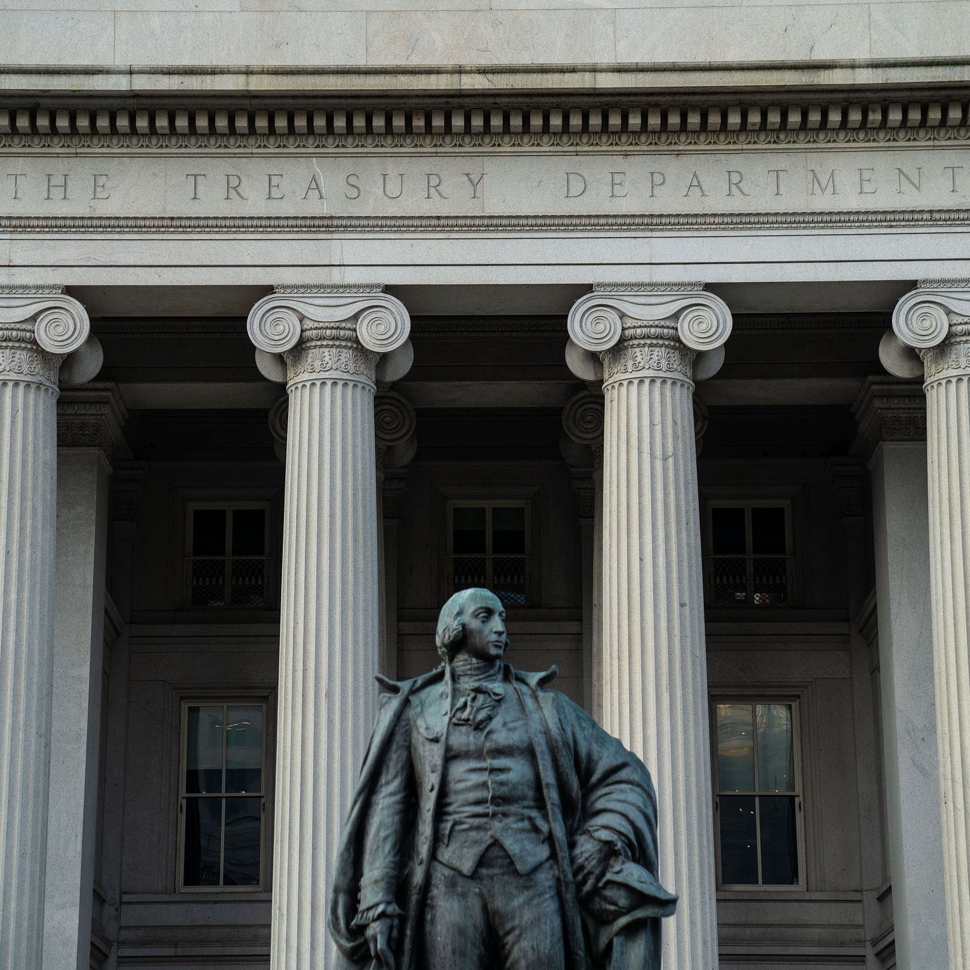 The government steps in to calm the bond market episode artwork
