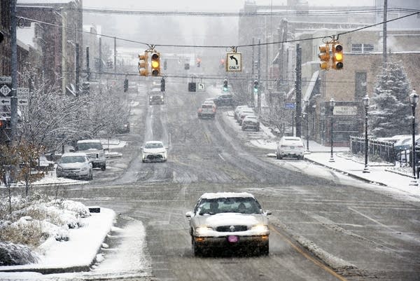 Traffic creeps through downtown Niles, Mich.