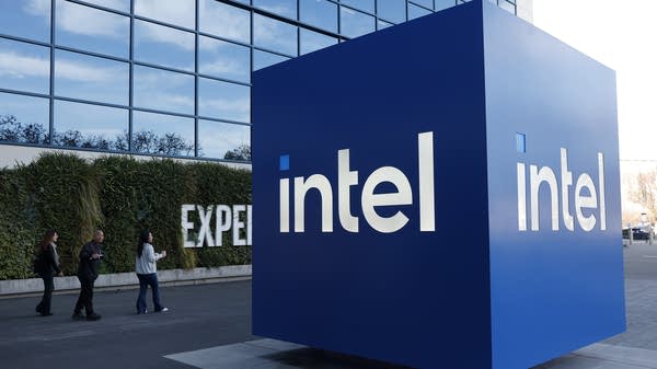 A year later, is Trump’s investment in Intel… a win-win?