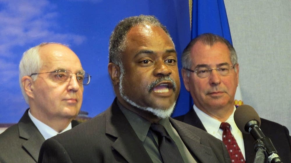 Opponents of gun proposal