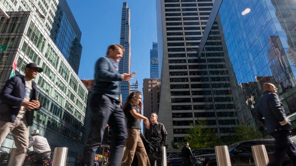 Wage growth disappoints