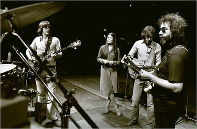 Today in Music History: The Grateful Dead performed at the Hollywood ...