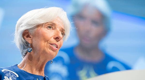 International Monetary Fund Managing Director Christine Lagarde speaks at the Plenary session during the IMF/World Bank Annual Meetings Oct.13, 2017. 