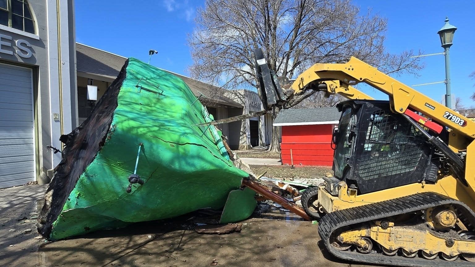 State Fair: The Big Pepper booth is demolished