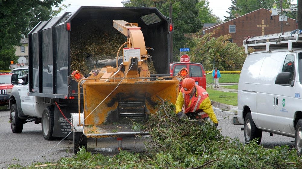 Minneapolis tallies response to tornadoes | MPR News