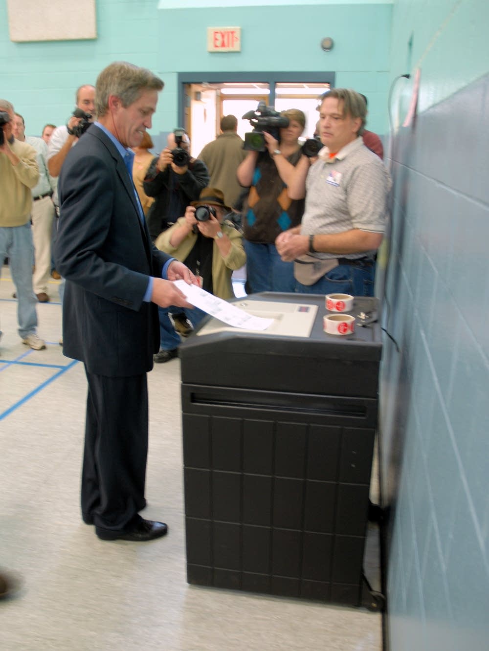 Norm Coleman voting