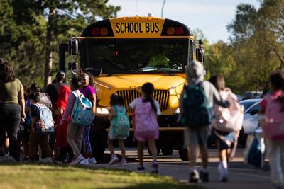 Should Minnesota let schools start whenever they want? Late Labor Day rekindles debate