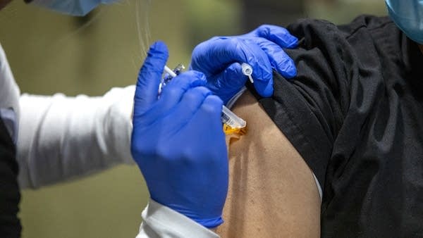  How inequity gets built into America’s vaccination system