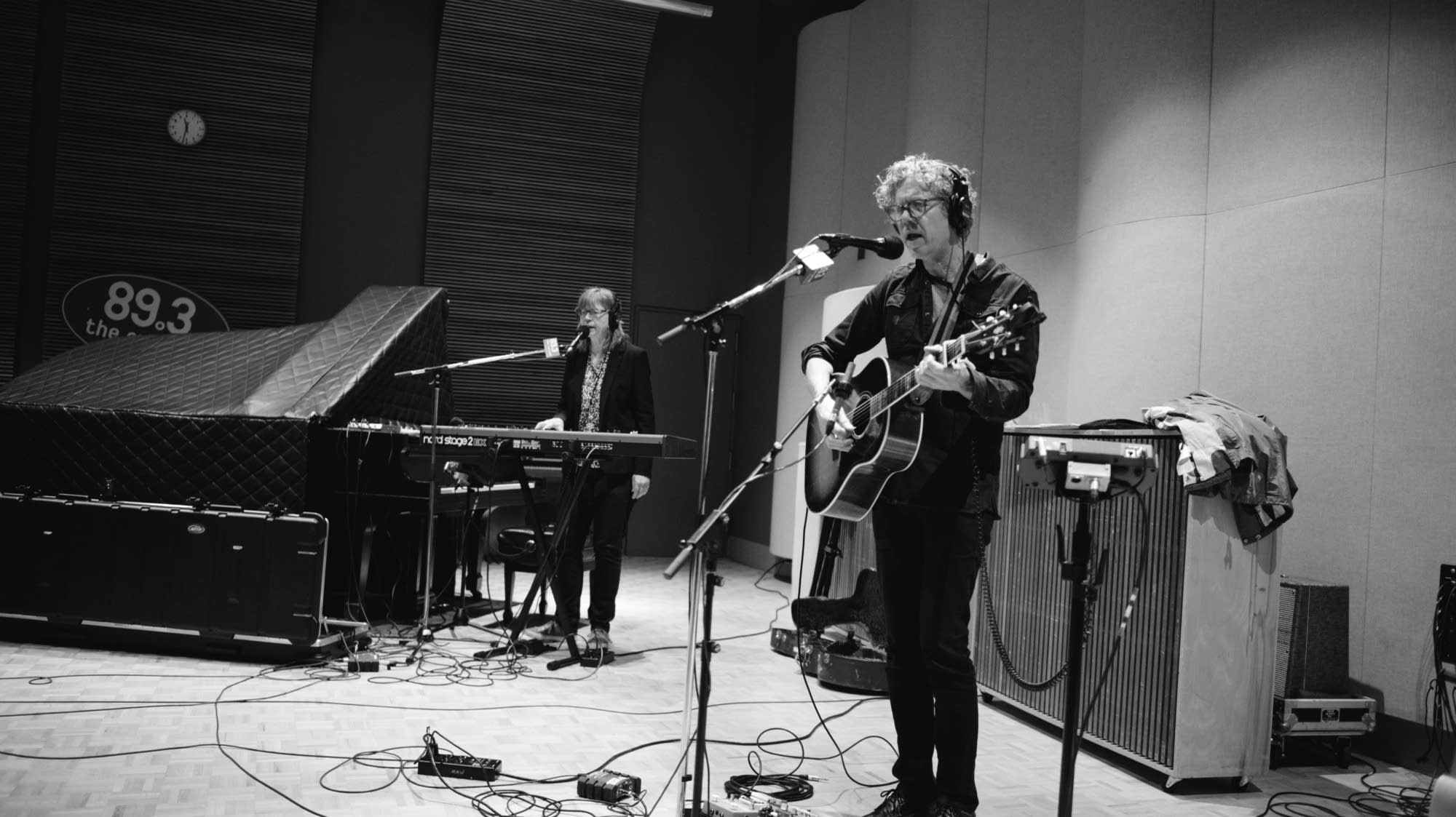 the-jayhawks-play-sold-out-show-tonight-at-first-avenue-mpr-news
