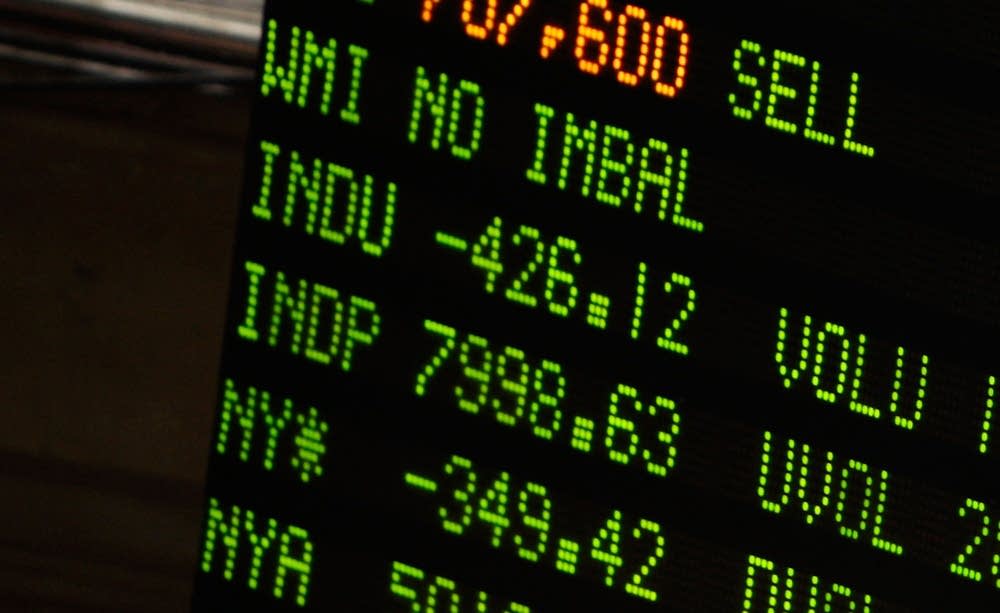 Dow Jones falls