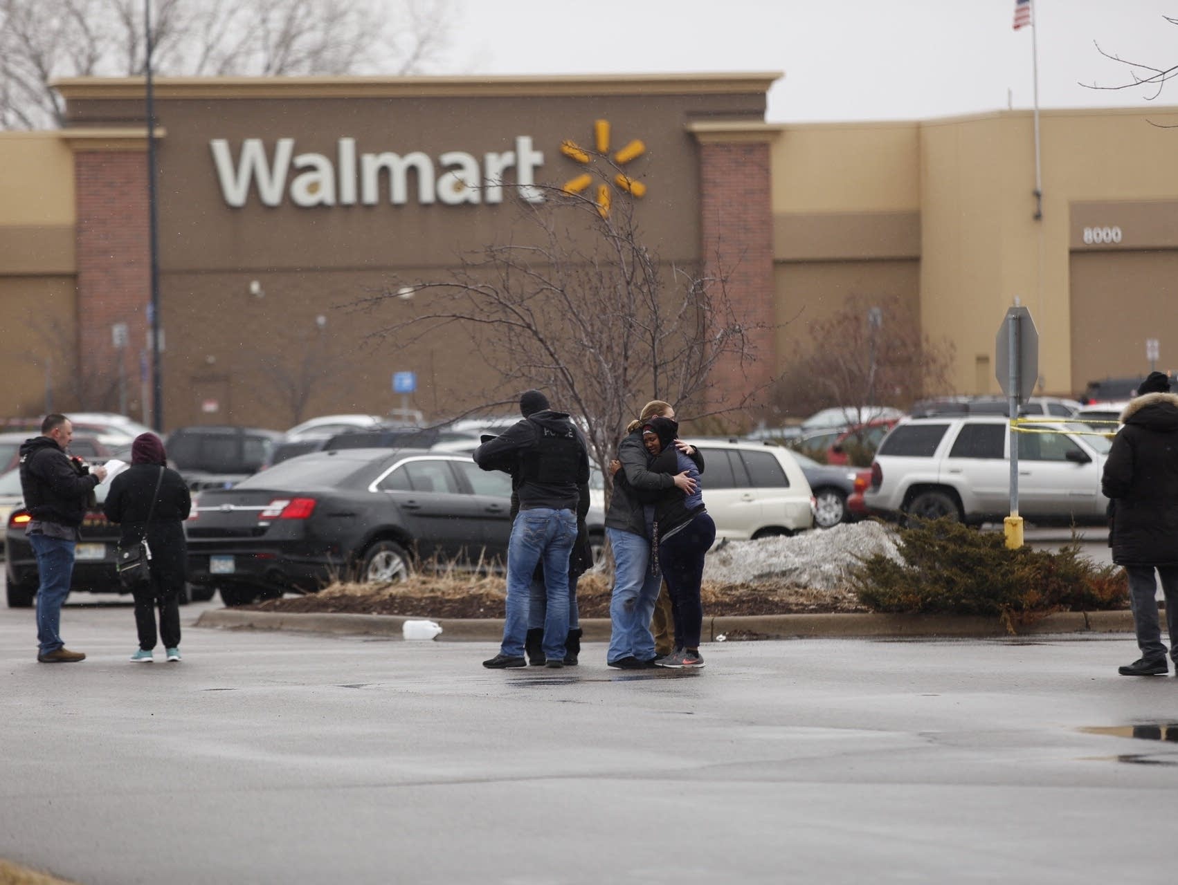 Suspect shot at police near Brooklyn Park Walmart, hit by return fire