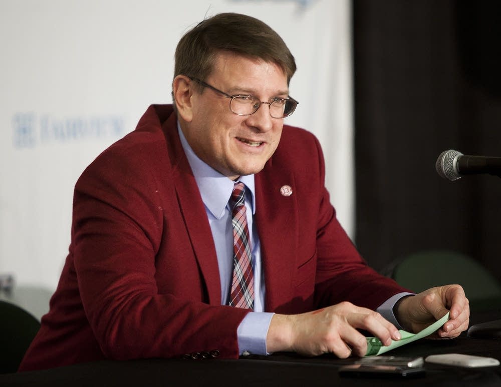 Coach Ken Pauley