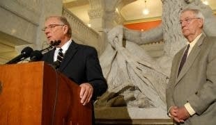 Mondale and Carlson hope to settle budget battle