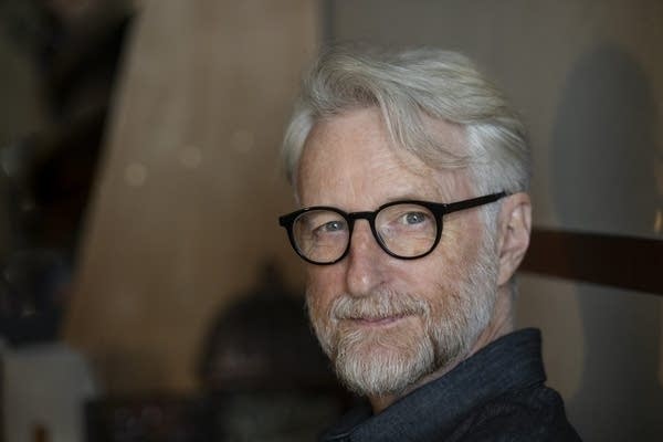 Interview: Billy Bragg talks about "City of Heroes" and shares words of solidarity for the people of Minnesota