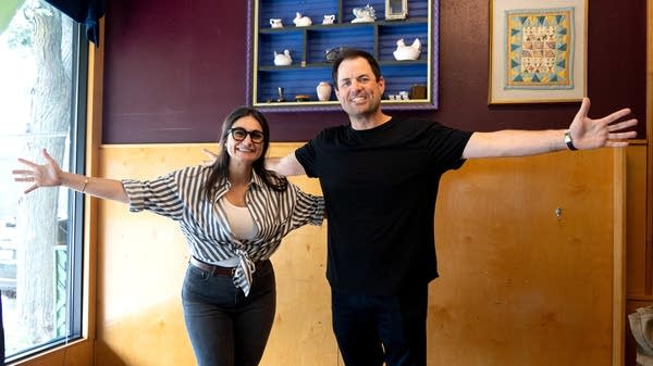 Out to Lunch: The Kris Lindahl beyond the billboards