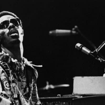 f751ed-20160621-stevie-wonder.jpg