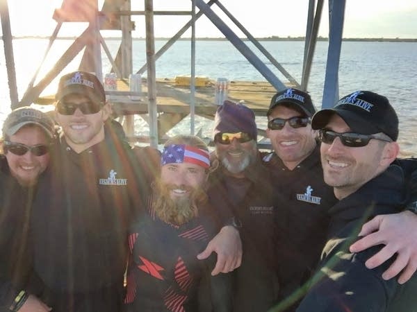 Navy swimmer becomes first American to swim length of Mississippi River