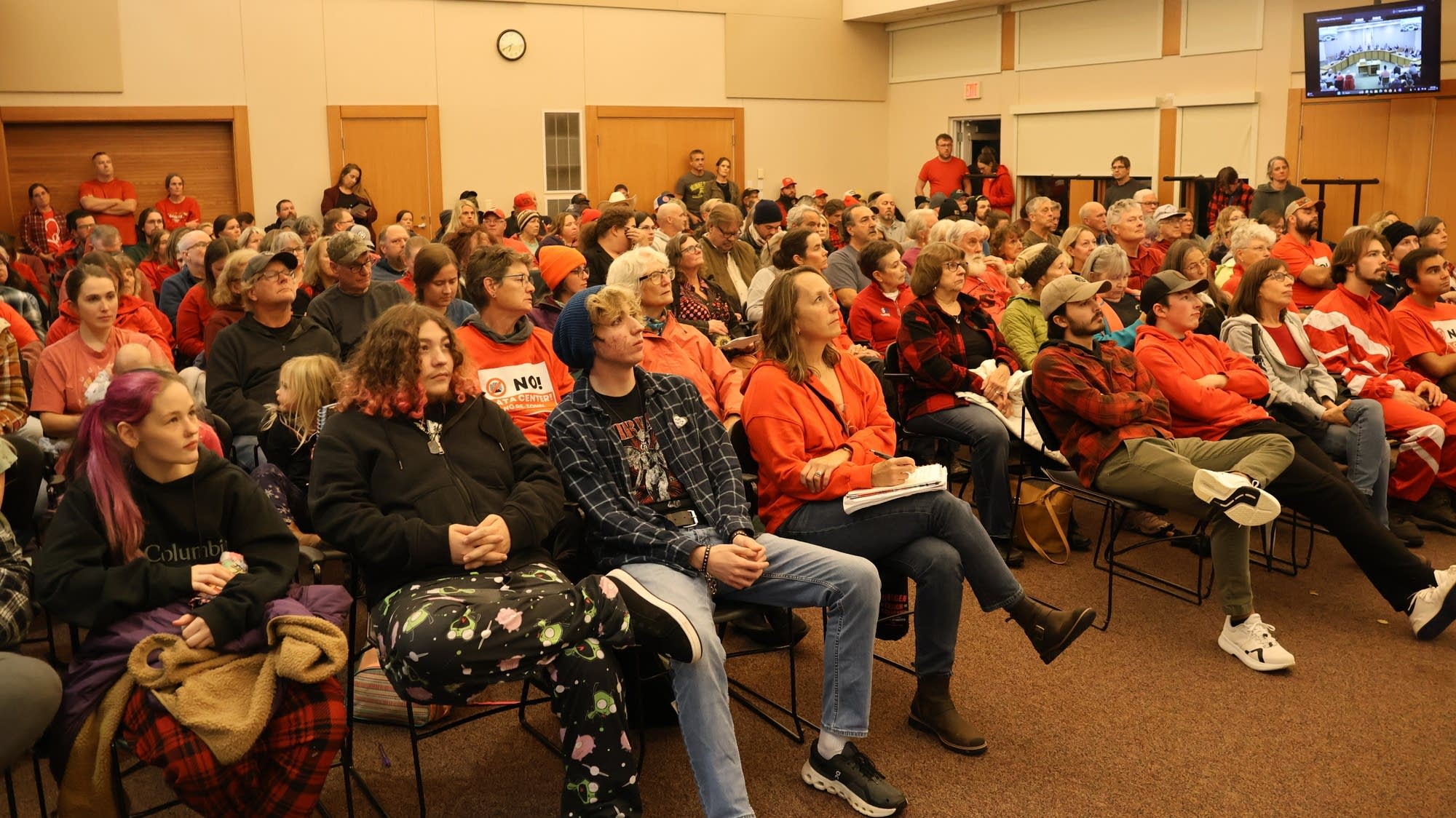 Hermantown data center developer offers olive branch