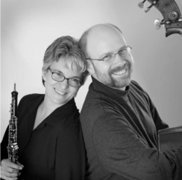 The Vecchione/Erdahl Duo performs in Classical MPR Studio