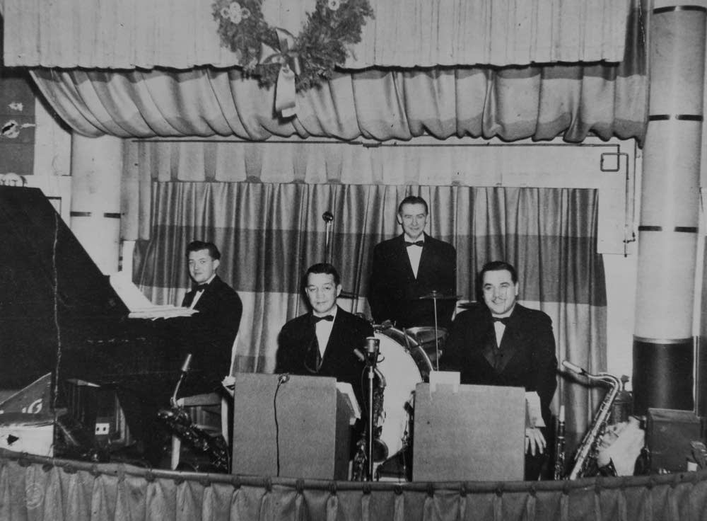 Turf Club in 1945