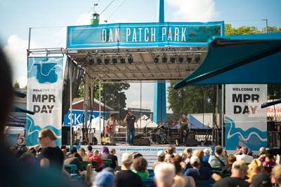 mac wilson presenting mae simpson