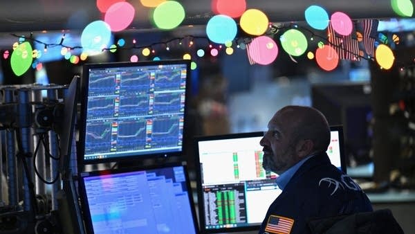 Stocks are wrapping up the year with blockbuster gains