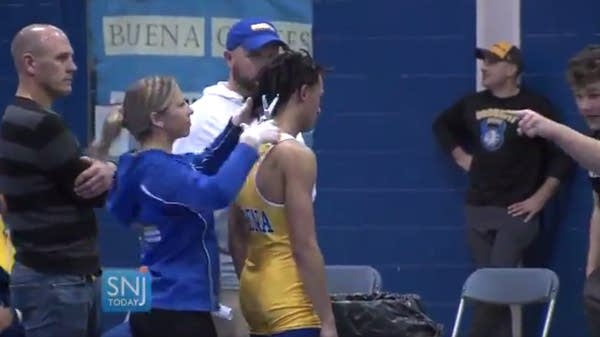 Athletic group benches ref who told wrestler to cut dreadlocks