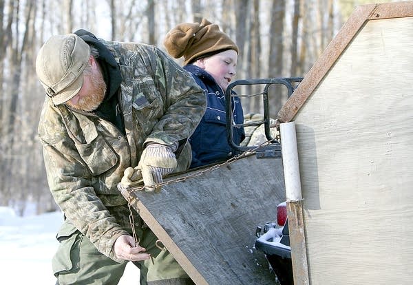 Securing the tailgate
